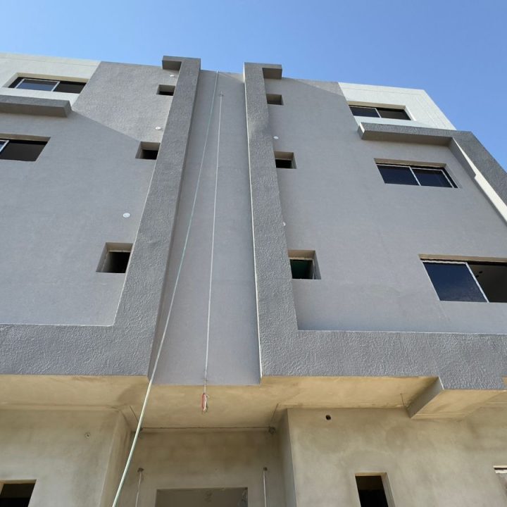 الفريد واجهه