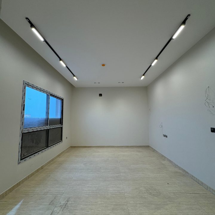 WhatsApp Image 2025-03-04 at 10.00.54 AM (1)